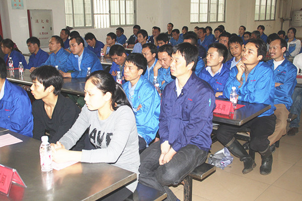 2012年3月1日，潔麗管理升級動員大會召開