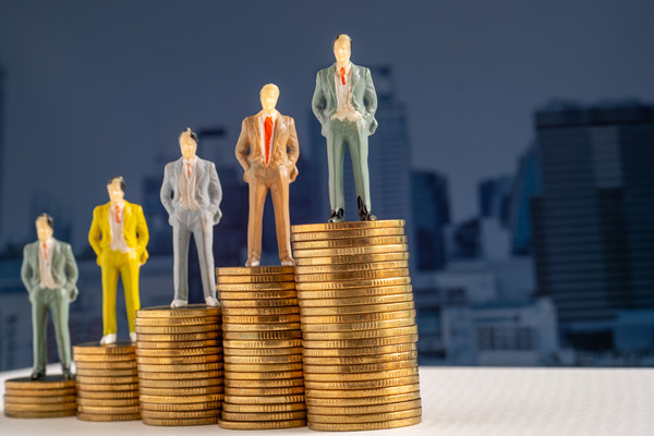 集團財務整合優(yōu)化：降低成本，提高資金使用效率