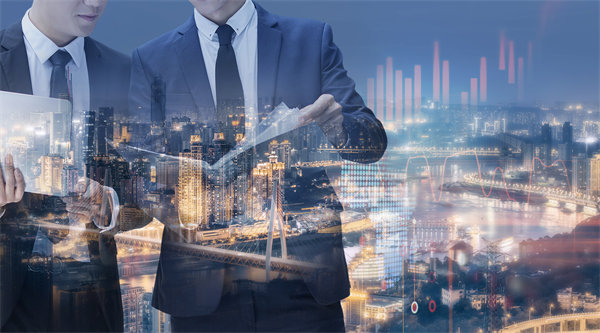 洞察市場趨勢，制定精準戰略規劃，引領企業飛躍發展