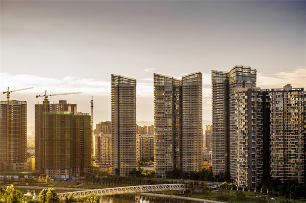 北上廣深樓市集體回暖，對(duì)制造型企業(yè)有何啟示？