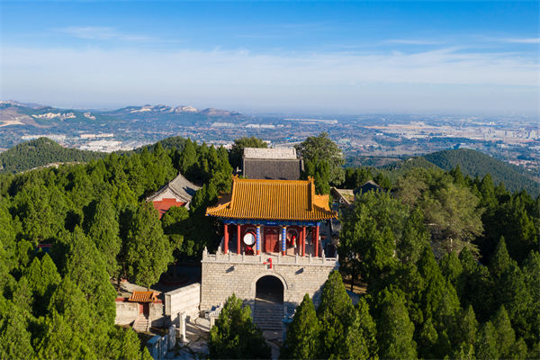 濰坊企業(yè)年度計劃總變卦執(zhí)行失效，濰坊年度經(jīng)營計劃咨詢公司如何校準(zhǔn)動態(tài)機(jī)制？