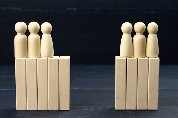企業(yè)文化標語掛滿墻，為何員工依然缺乏認同感？