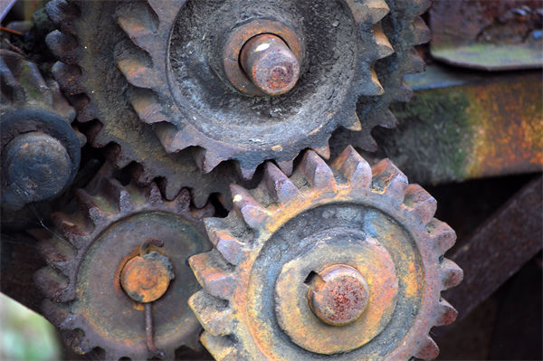 效能提升乏力，數(shù)智化咨詢(xún)?cè)鯓訁f(xié)助找到破局支點(diǎn)？